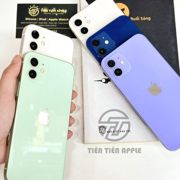 iPhone 12 iPhone 12