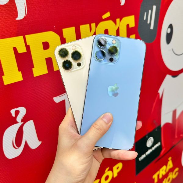 iPhone 13 Pro iPhone 13 Pro